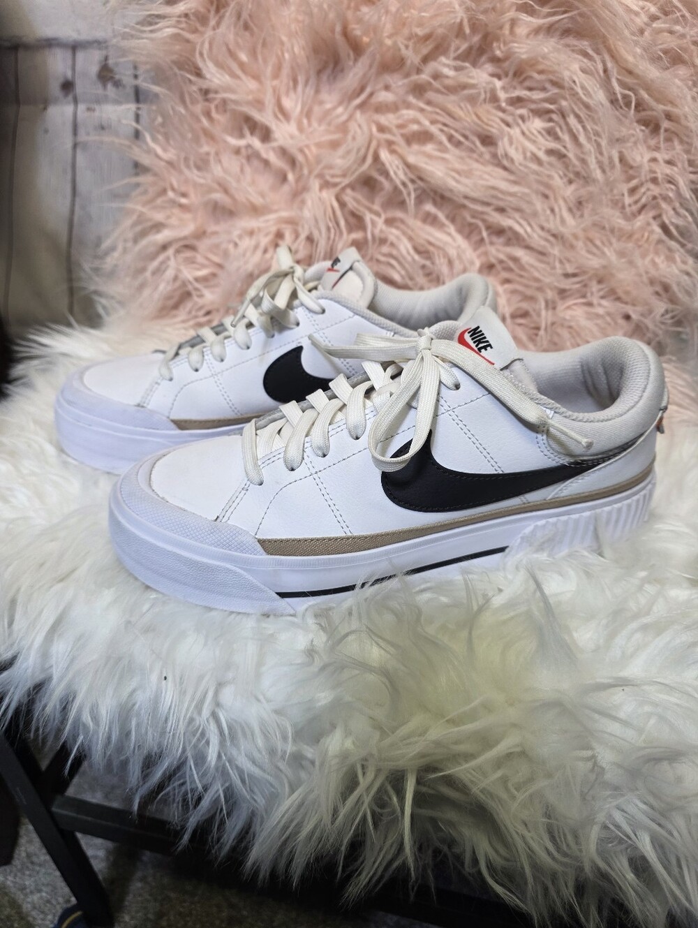 Nike Court Legacy Lift Shoes